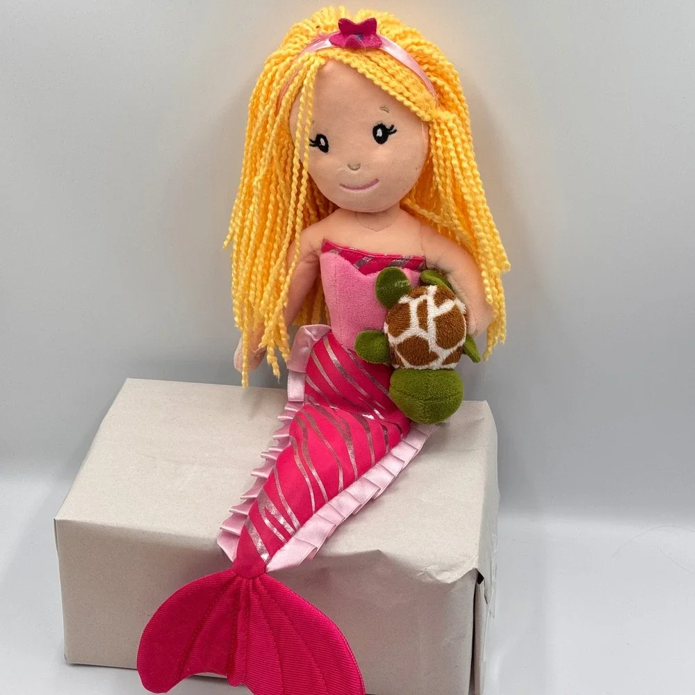 The Petting Zoo Mermaid 18